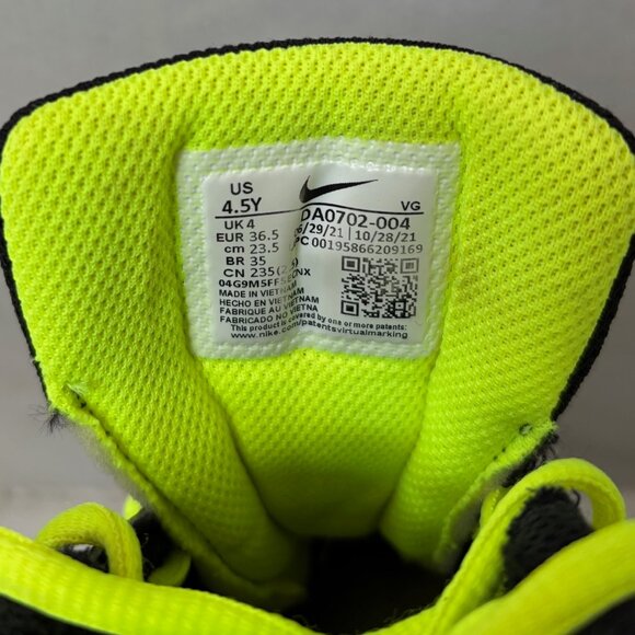 NIKE Vapor Ultrafly Keystone Baseball Cleats (neon yellow/black) - Size 4.5Y - Picture 5 of 6